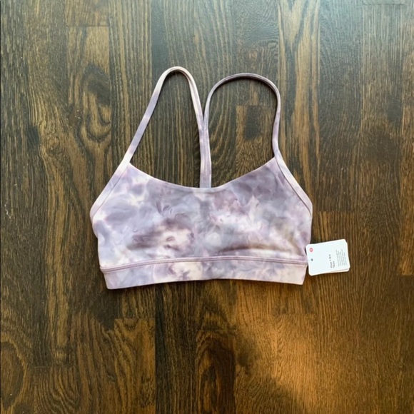 SOLD - Lululemon Sports bra / Flow Y Nulu - Picture 1 of 4